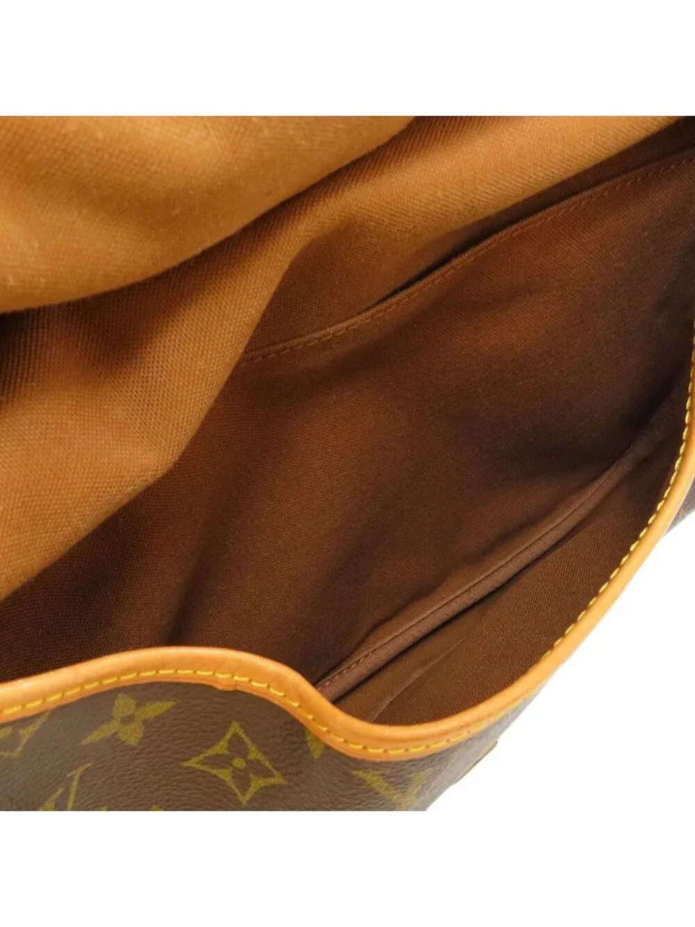 Louis Vuitton Saumur 30 Shoulder Bag Monogram Canvas